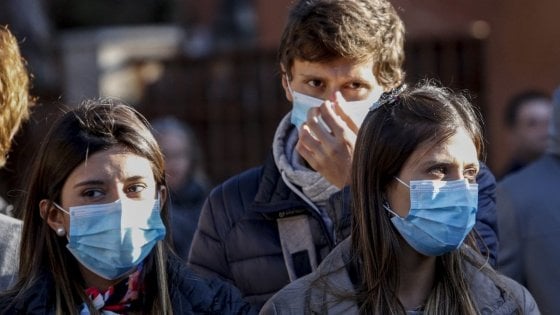 Purtroppo o per fortuna, non ci si salva da soli
