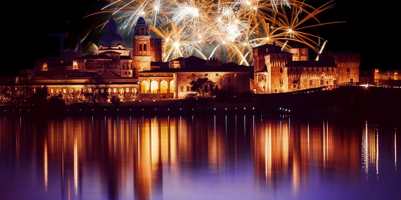 I fuochi d’artificio come l’orchestrina del Titanic