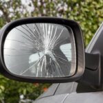 cosa-fare-se-si-trova-specchietto-auto-rotto-i-casi-possibili