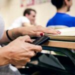 telefono-cellulare-classe-scuola-2-2