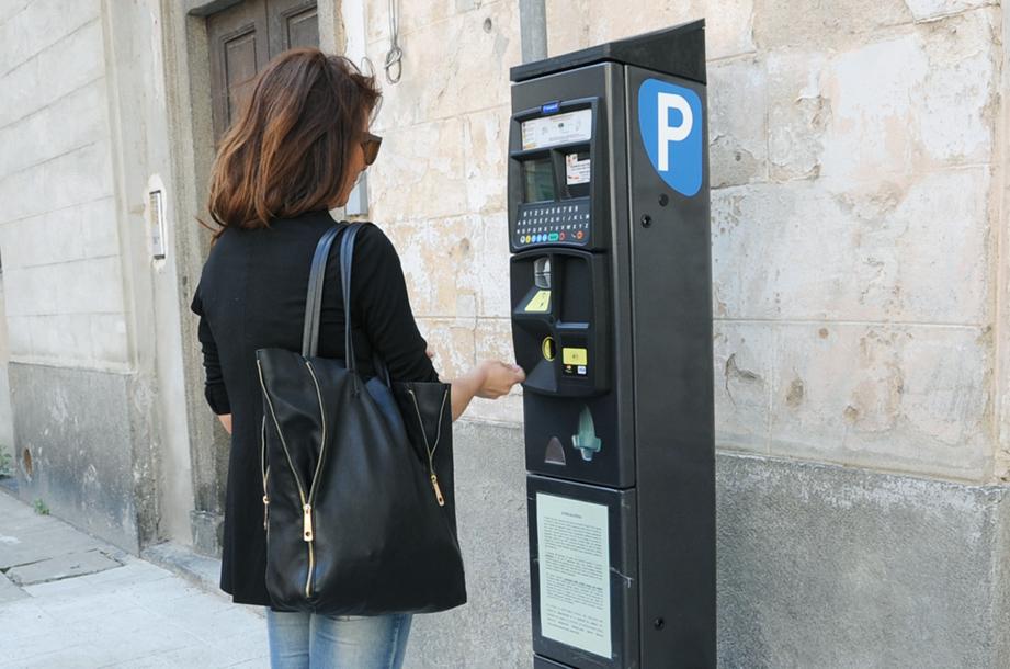 La mancia, obolo, dei parcheggi festivi a pagamento