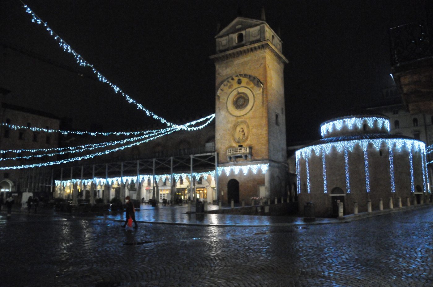 Le luminarie natalizie sono indispensabili?
