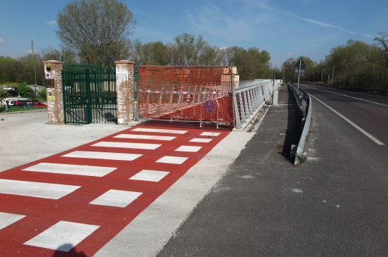 La malaticcia ciclabile SIN in fregio alla Ies