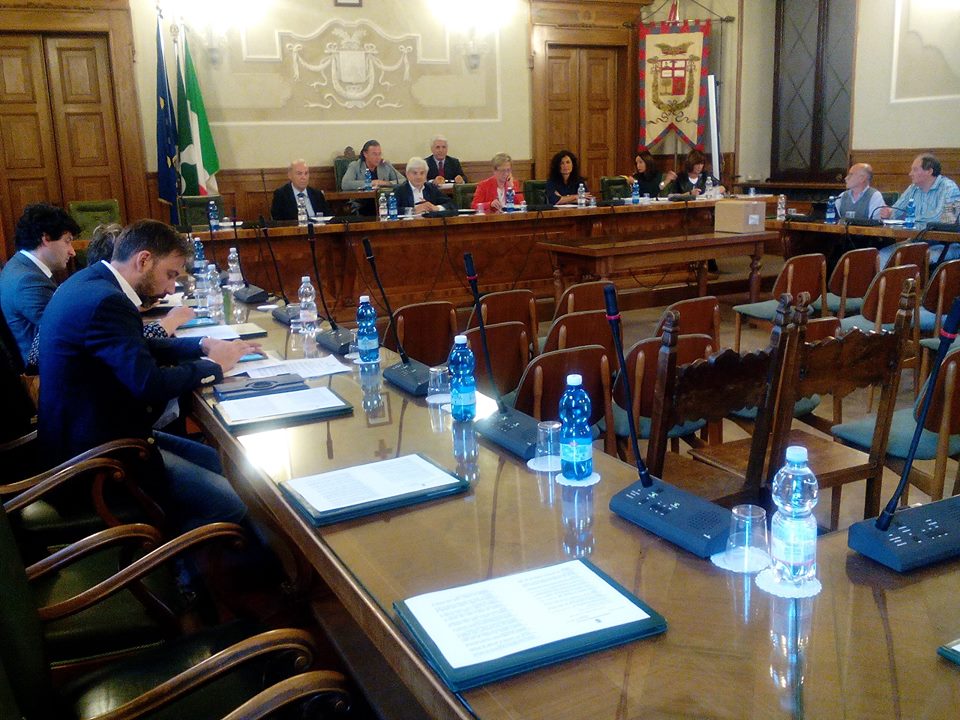 Province: nessuno le voleva, tutti le rivogliono