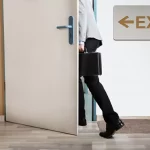 abbandono-posto-di-lavoro.jpg