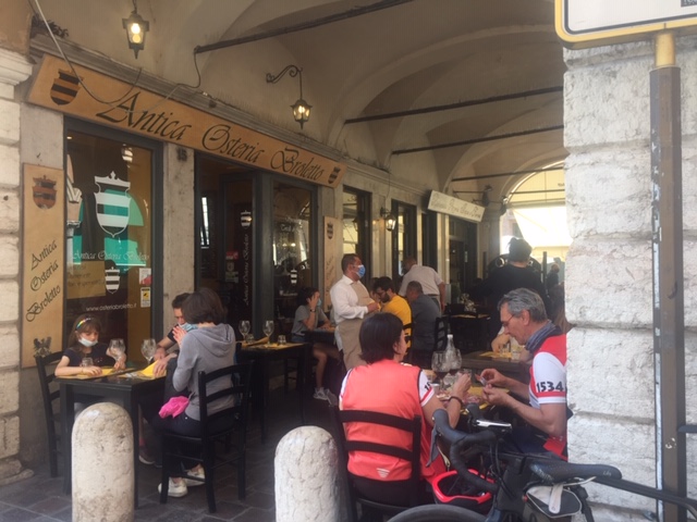 Plateatici XXL