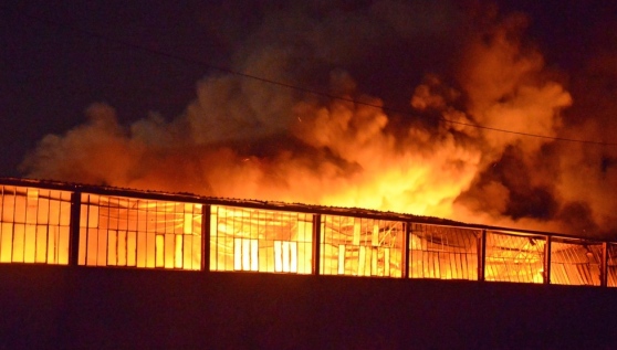 Rifiuti incendiati: questa volta ci é andata bene