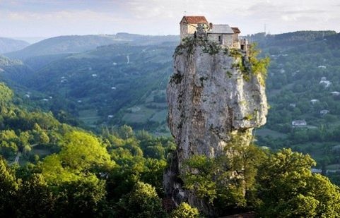 Eremiti e stiliti possono stare senza mascherina