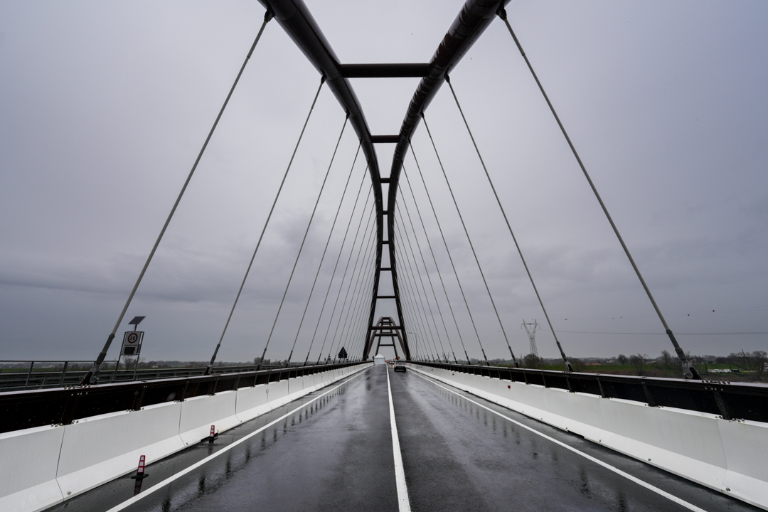 Ponte sul Po: due generazioni hanno atteso questo giorno