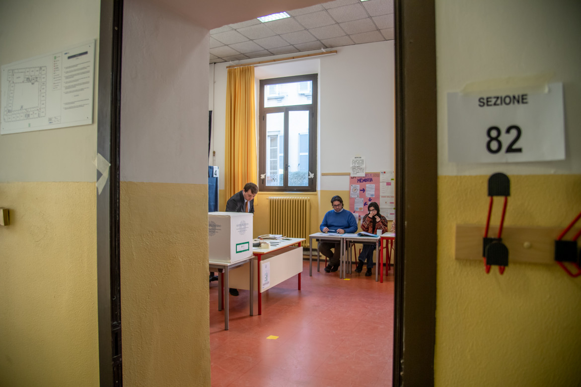 Ma perché continuare a votare a rate?