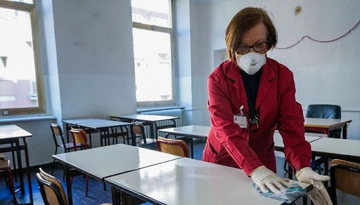 Finisce l’anno scolastico, a distanza