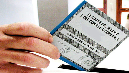 Sei su dieci non votano i sindaci