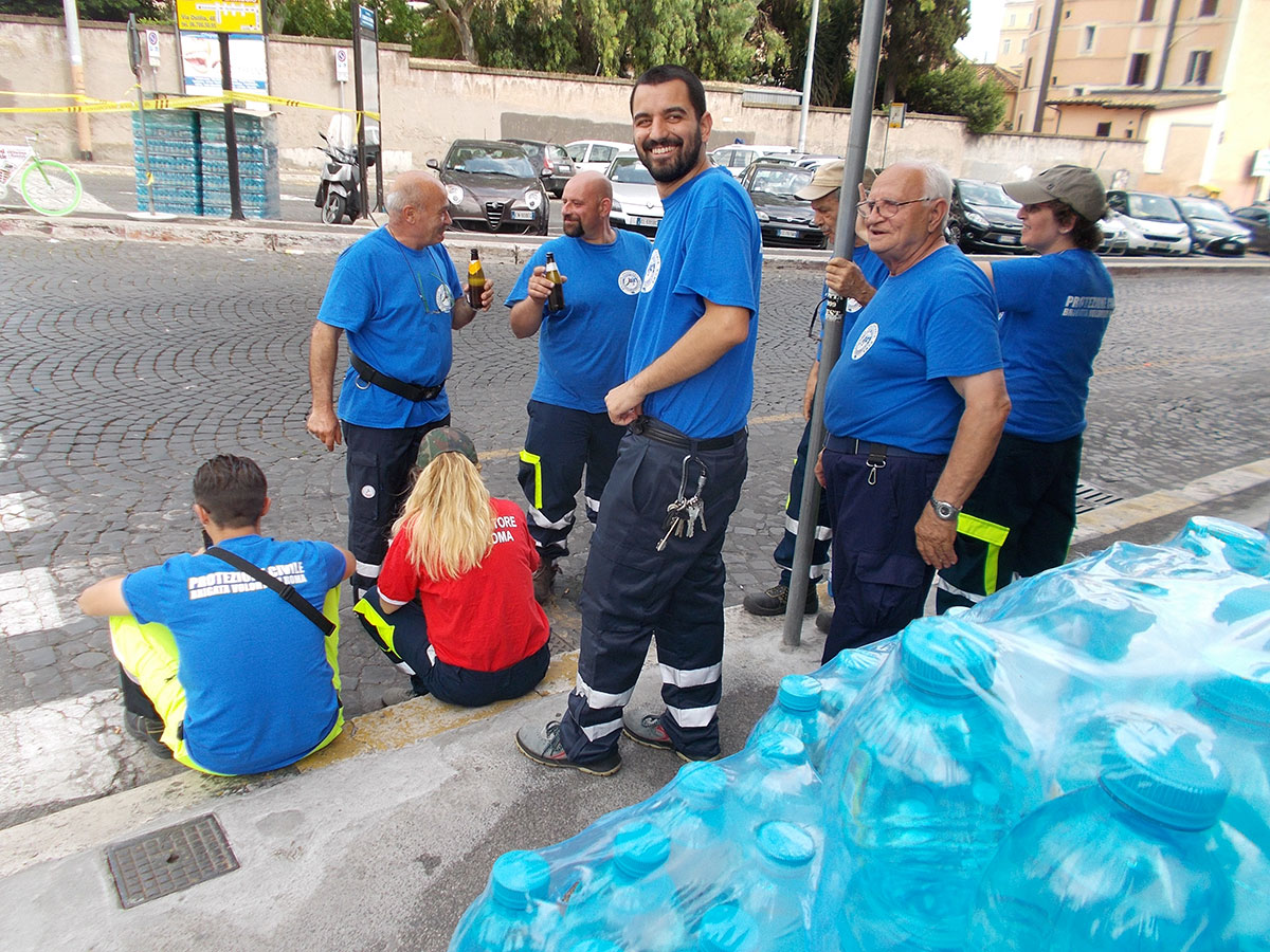 Mancano volontari, calano i servizi